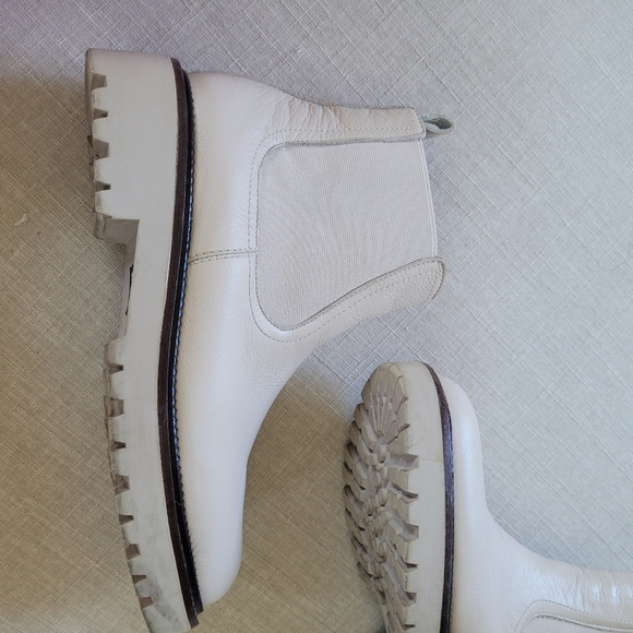 Caslon Miller Taupe Leather Chelsea Boots - Picture 8 of 14